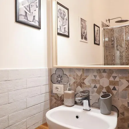 Casilina 403 Spacious 3bdr And 3 Bath Rzym