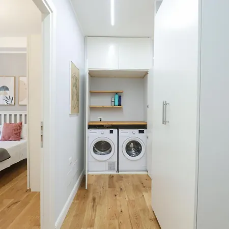 Casilina 403 Spacious 3bdr And 3 Bath Apartament