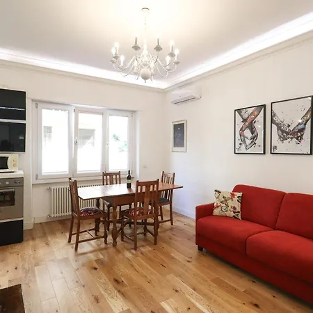 Casilina 403 Spacious 3bdr And 3 Bath Apartament *