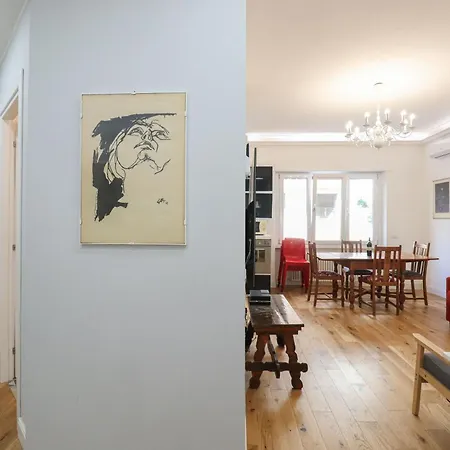 Casilina 403 Spacious 3bdr And 3 Bath Apartament *