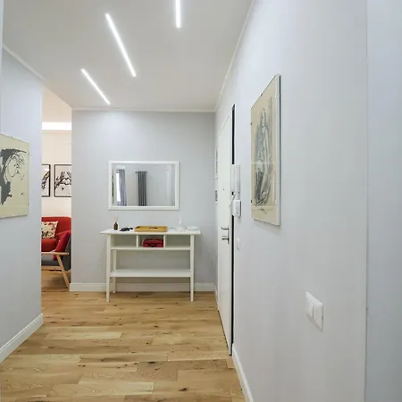 Casilina 403 Spacious 3bdr And 3 Bath Apartament *